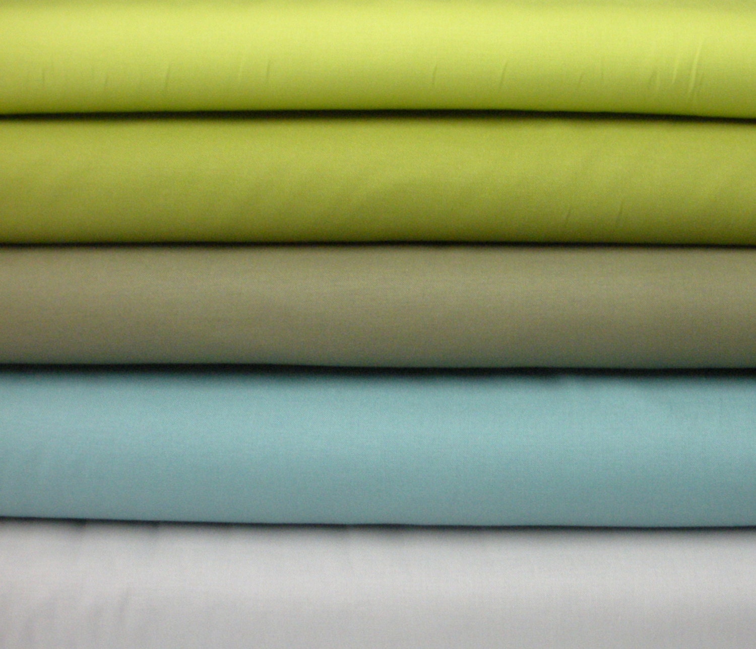 Kona Bundle Inspired by Seaweed Colorway of Salt Water by Tula Pink -  Fat Quarter Bundle