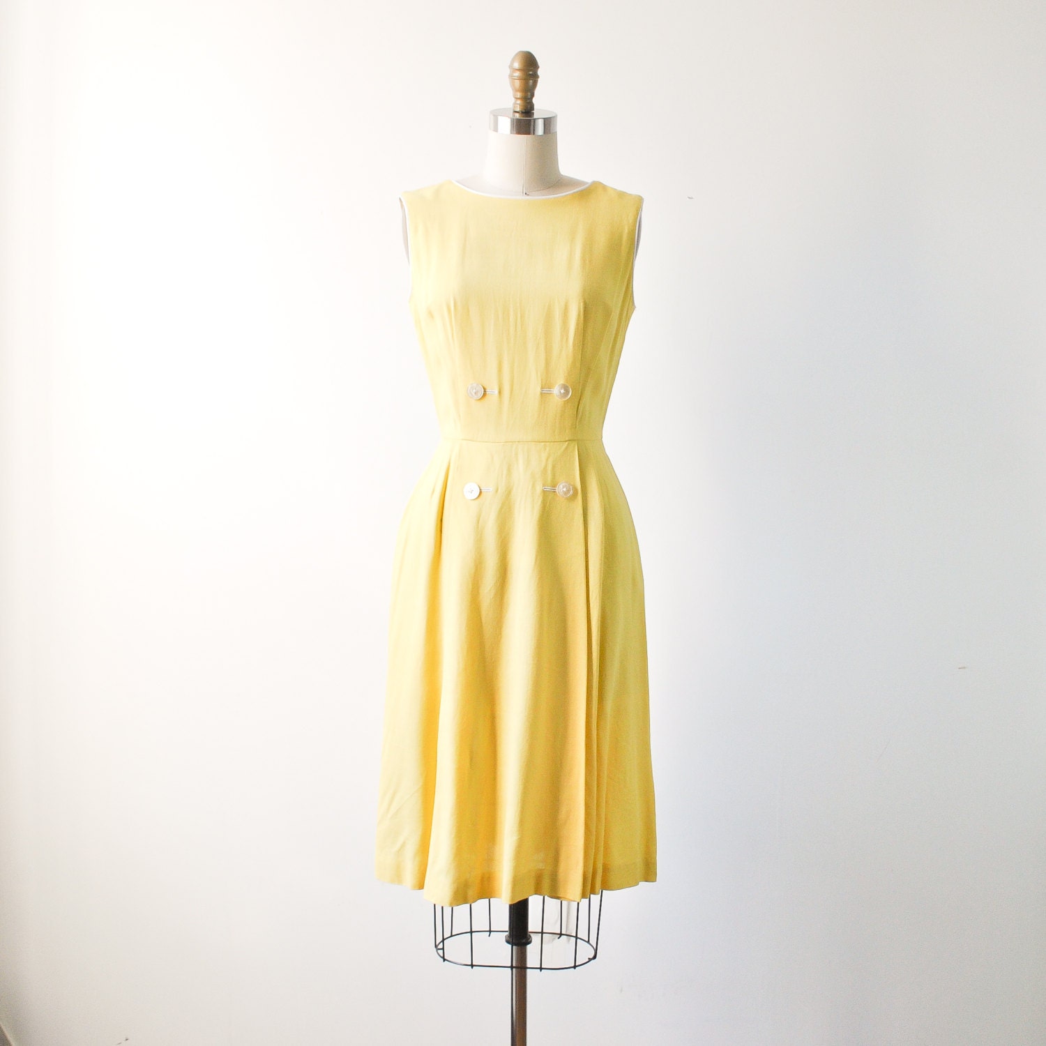 vintage 1950s banana yellow linen dress / 50s dress small