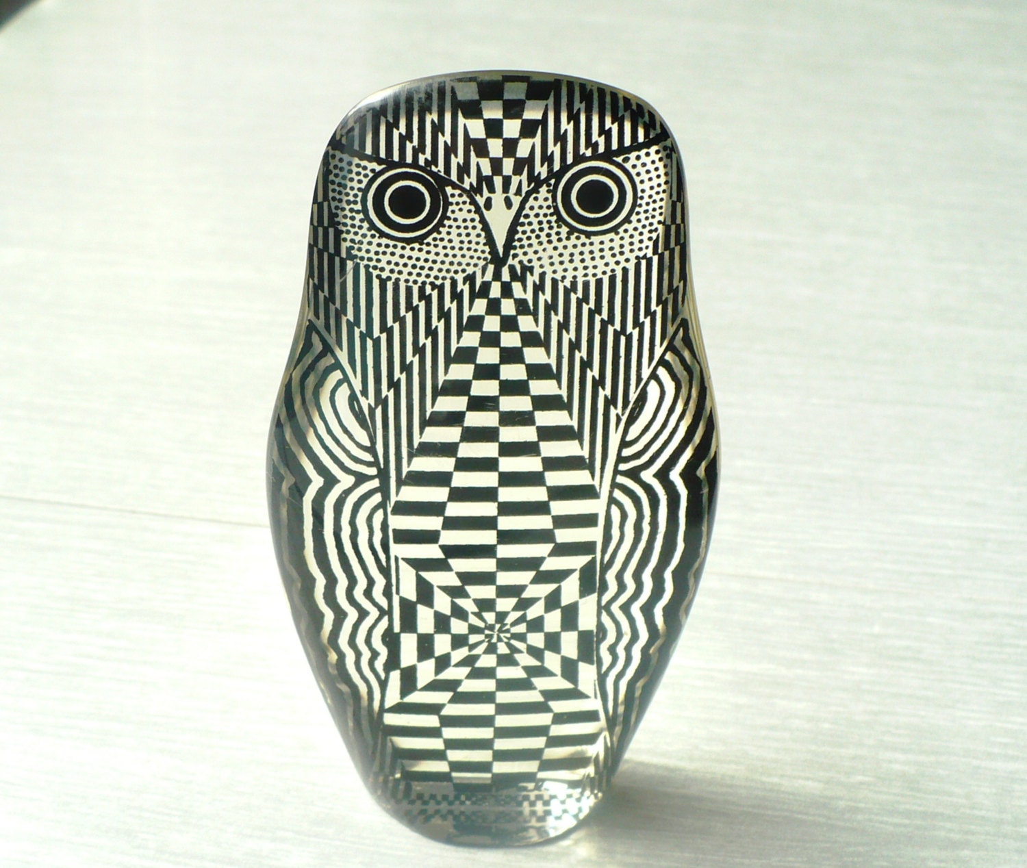 Abraham Palatnik Lucite Owl Op Art Checkerboard