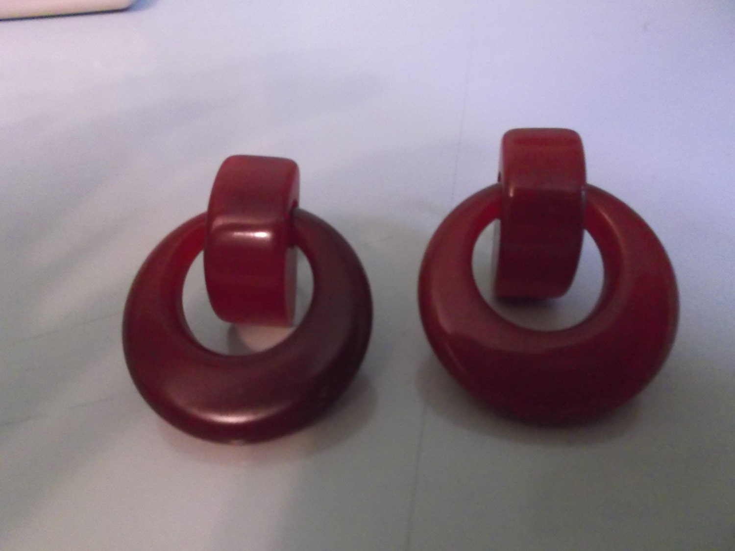 1930 1940s  VINTAGE  red earrings