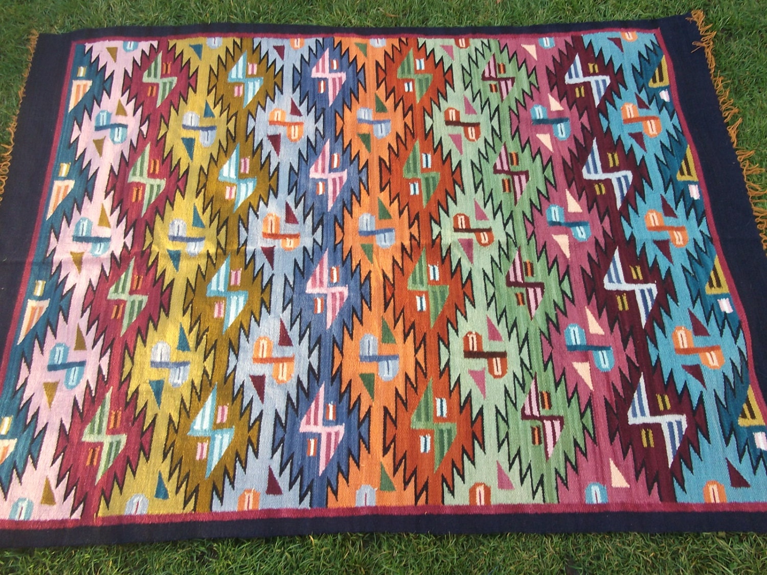 Vivid Colours. 5 x 3 ft Lightweight Dhuree Hand woven Throw from Pakistan.