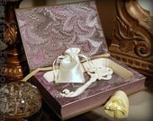 Hollow Book Safe (WUTHERING HEIGHTS)