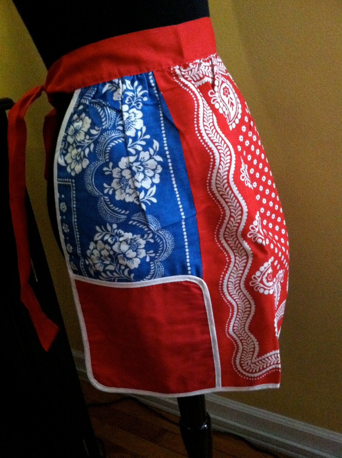 Retro vintage red blue bandana apron