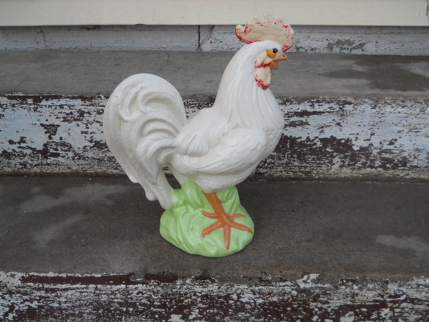 vintage giant CERAMIC ROOSTER folk art country kitchen yard art etc..
