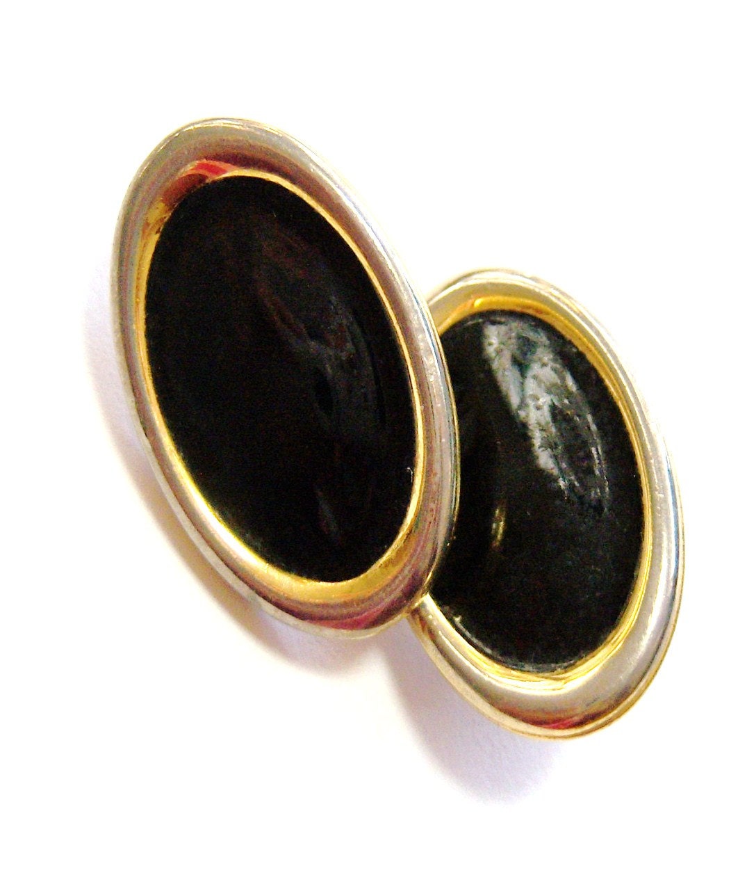 black and gold tone oval pierced vintage earrings O