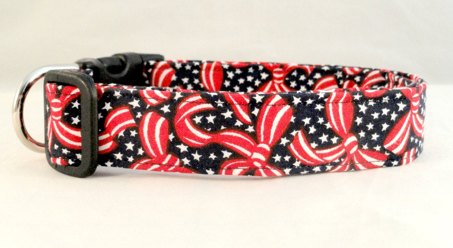 Patriotic Flag Ribbons and Bows on Stars Dog Collar