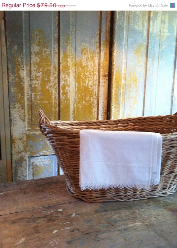 Sale 30% INSTANT Savings Vintage laundry basket, large, made in Hungary