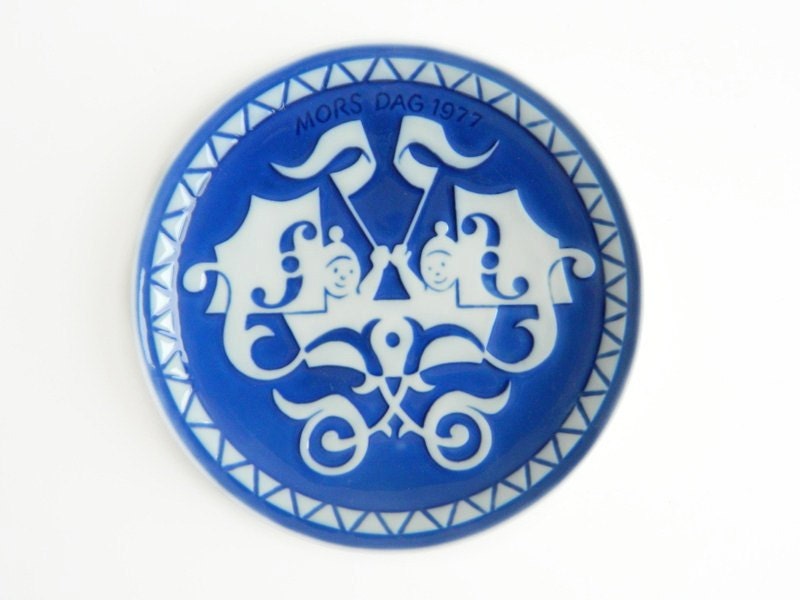 Mod 70s Royal Copenhagen Mothers Day Commemorative Plate Twins Mors Dag