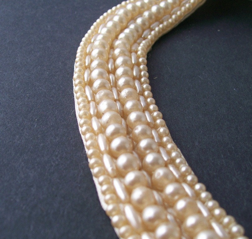 vintage pearl collar necklace choker satin beaded ivory cream jewelry fashion accessories accessory womens ladies mid century modern retro