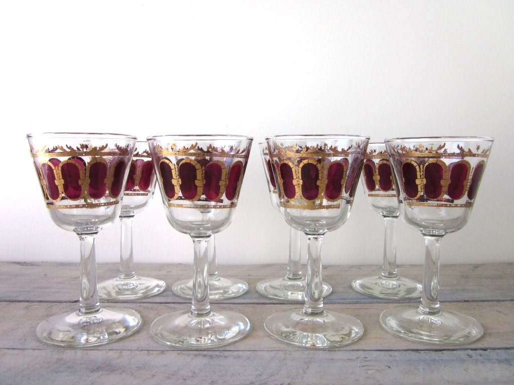 Mid Century Modern Gold and Red Cocktail Glasses Set of 8 Barware