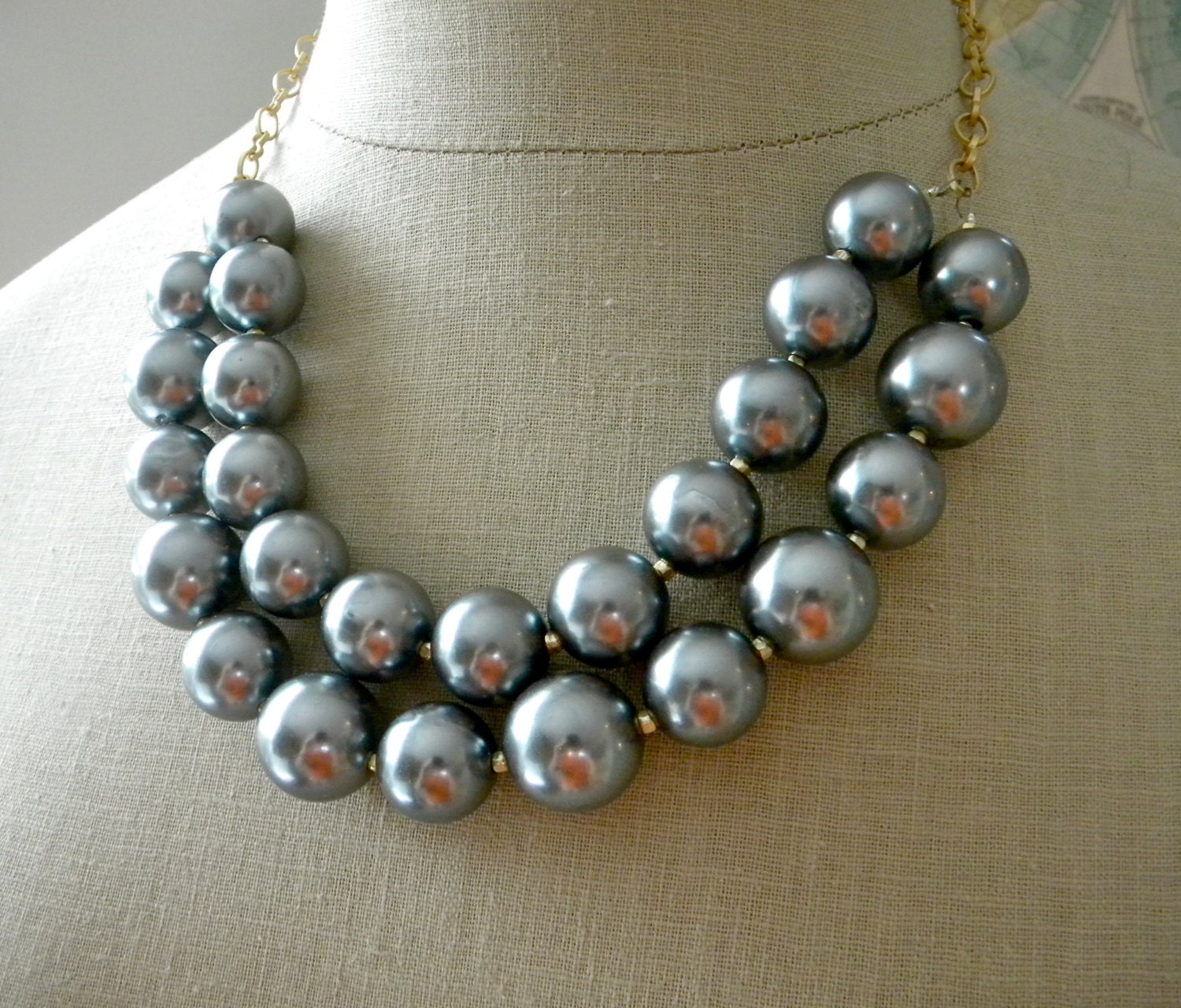 Silver Acrylic Beaded Necklace.  Gold.