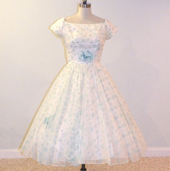 50s White Prom Dress, 1950s Pastel Flocked Organza & Tulle Full Skirted Garden Wedding Party Dress, Cap Sleeves, XXS