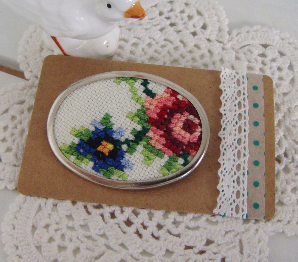 Embroidered Brooch - Blue & Pink (257)