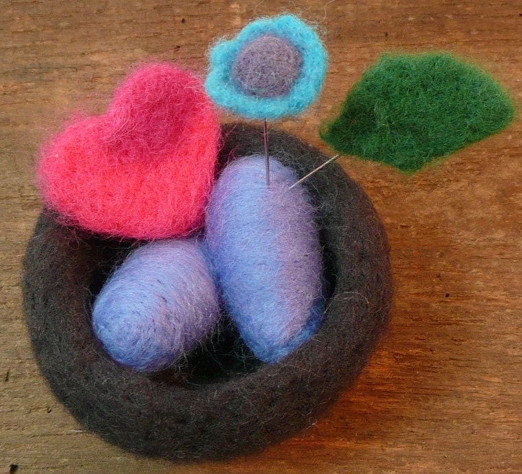 Needle Felted Pin Cushion Nest - 100% Wool OOAK Original Needle Felt Art - Great Gift