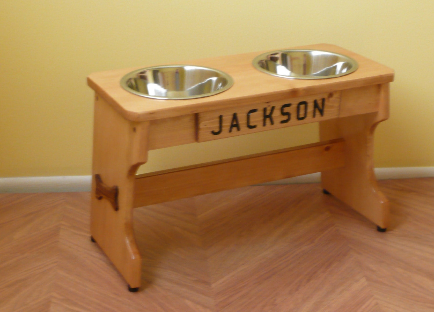 15 Inch High Elevated Two Bowl Dog Feeder