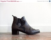 25% OFF STOREWIDE SALE Sale / Vintage 1980s Chelsea black leather ankle boots//////6.5