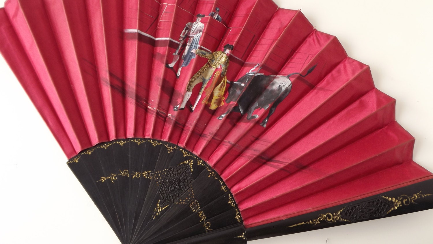 VINTAGE Red FAN - Fiesta - Intense Red Hand-held Fan