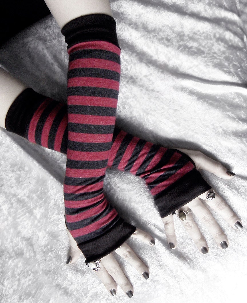 Elderberry Arm Warmers - Brick Raspberry Red & Charcoal Heather Black Striped Cotton - Gothic Vampire Dark Gypsy Cycling Emo Yoga Light Goth