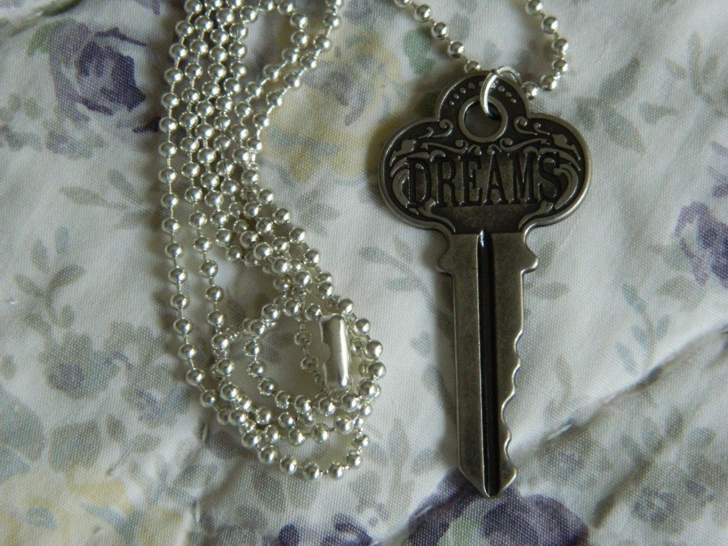 Vintage Style "GIVING" Key Necklace "Dreams"