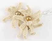 Crochet daisy set of 3 bobby pins ecru beige neutral crochet hair accessory bride bridesmaid rustic wedding curationnation tagt team