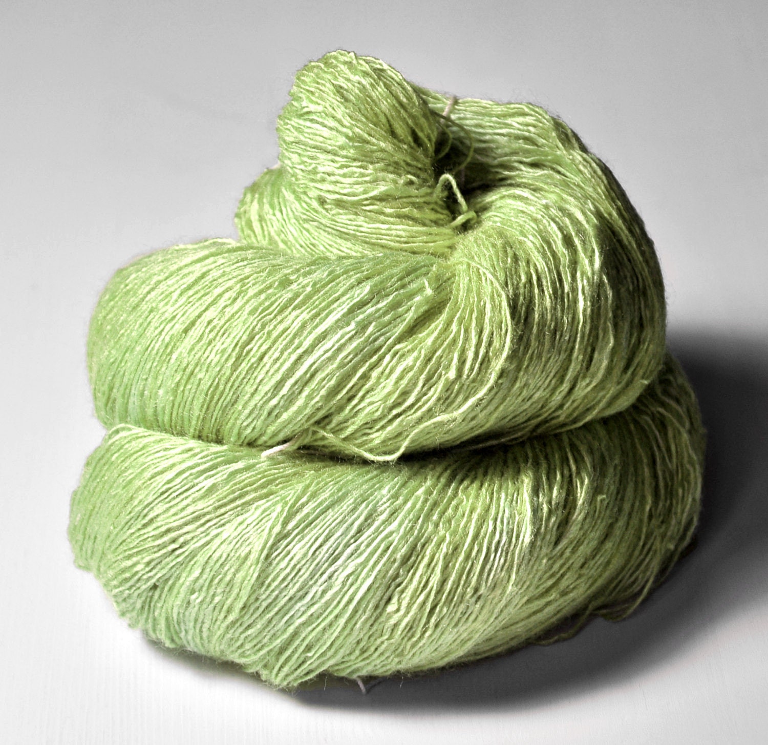 Mashed apple - Tussah Silk Yarn Lace weight