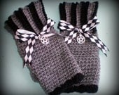 Crocheted Harlequin Pentacle Fingerless Mittens
