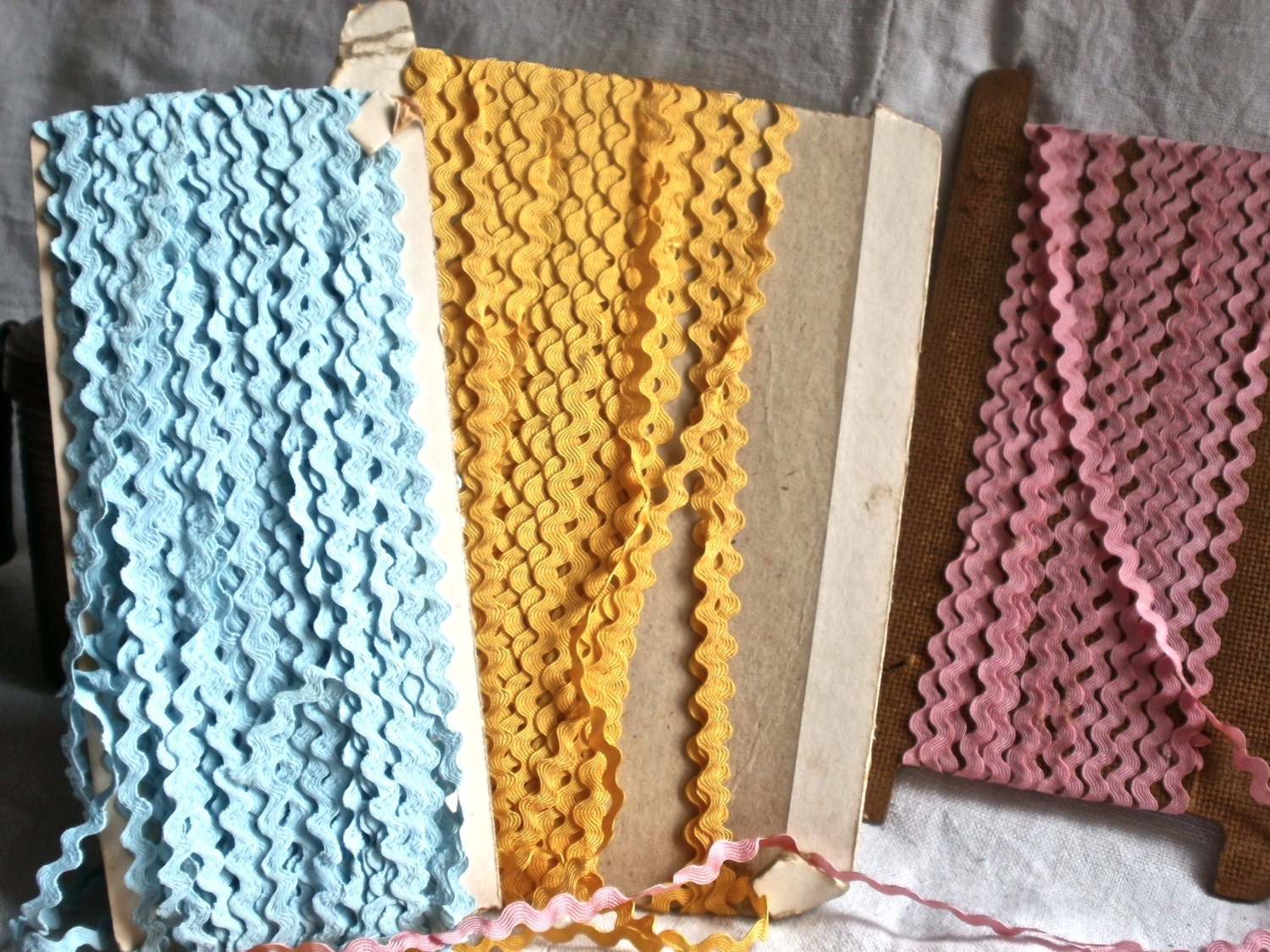 Pretty French vintage ric rac tape in Pink Yellow & Blue ooh la la