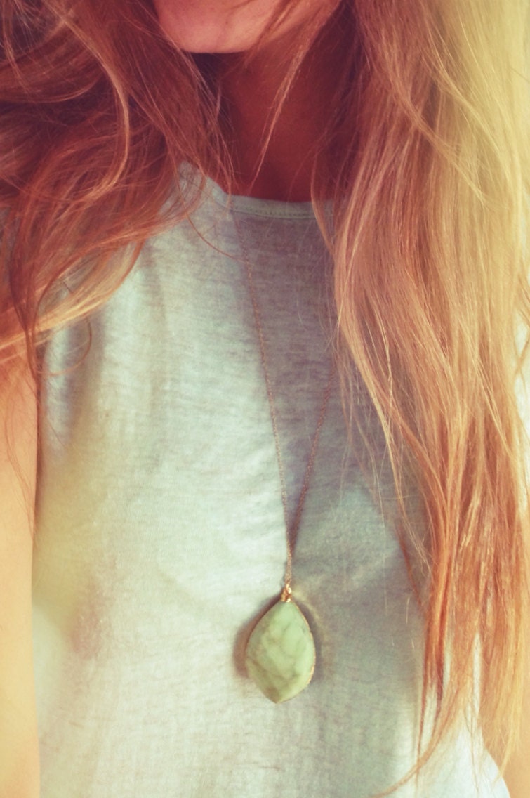 Gold edged Teardrop Chrysoprase Pendant Necklace 
