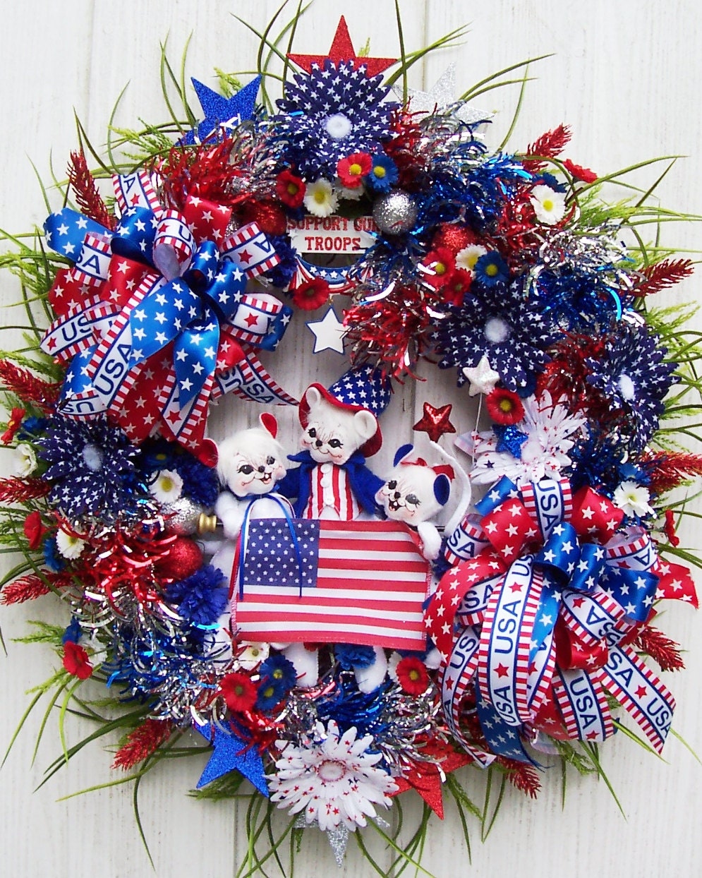 PATRIOTIC ANNALEE WREATH   Memorial Day July 4th  Flag Day  Military Wreath