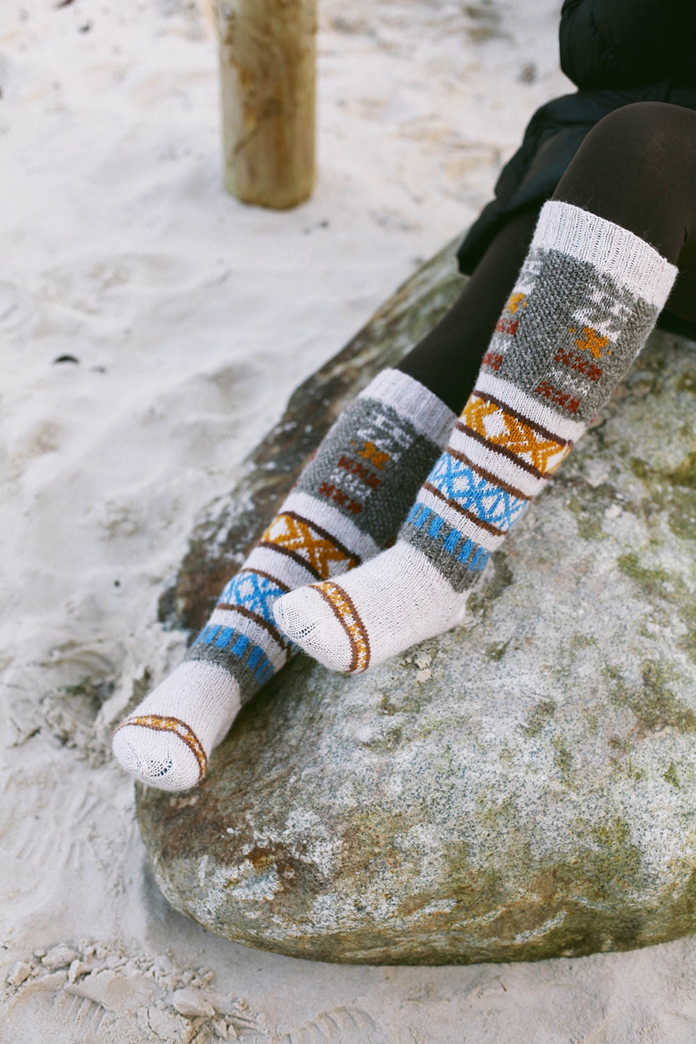 Knee high knitted socks with Scandinavian ornaments for her