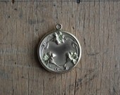 Art Nouveau EASTER LILY locket // 1910s