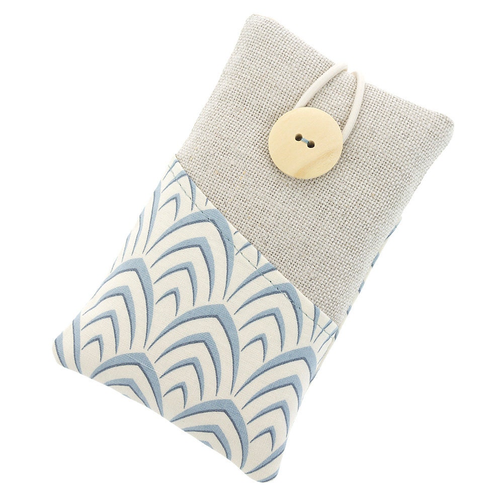 Fabric iPhone 5 case / iPhone 4 protector / iPod sleeve / Blue abstract pattern over ivory