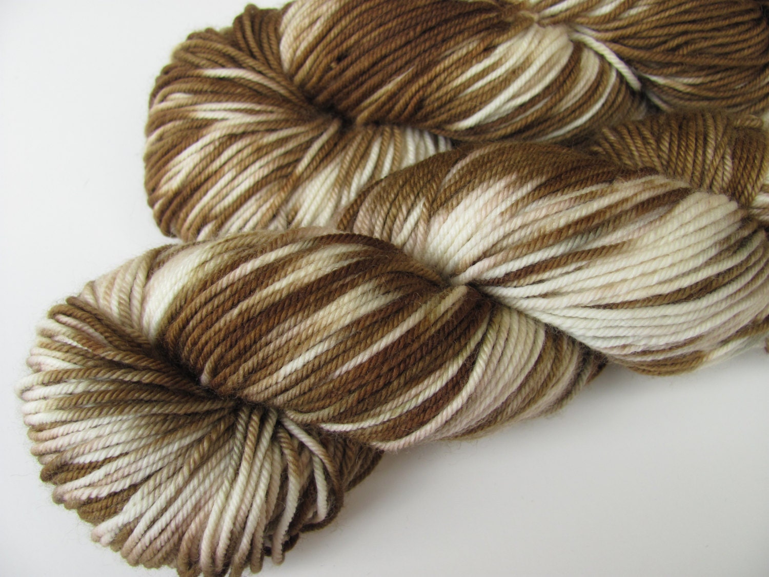 Toasted Marshmallow 200yds SWM Worsted