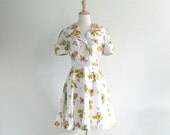 1970s Dress / 70s mini dress / cotton sundress / spring summer dress / white day dress / garden party dress / small