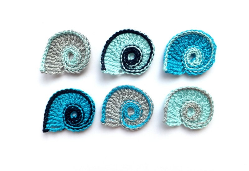 Crocheted sea shells applique - blue Beach wedding decorations, favors, sea shells embellishments, scrapbooking /set of 6/