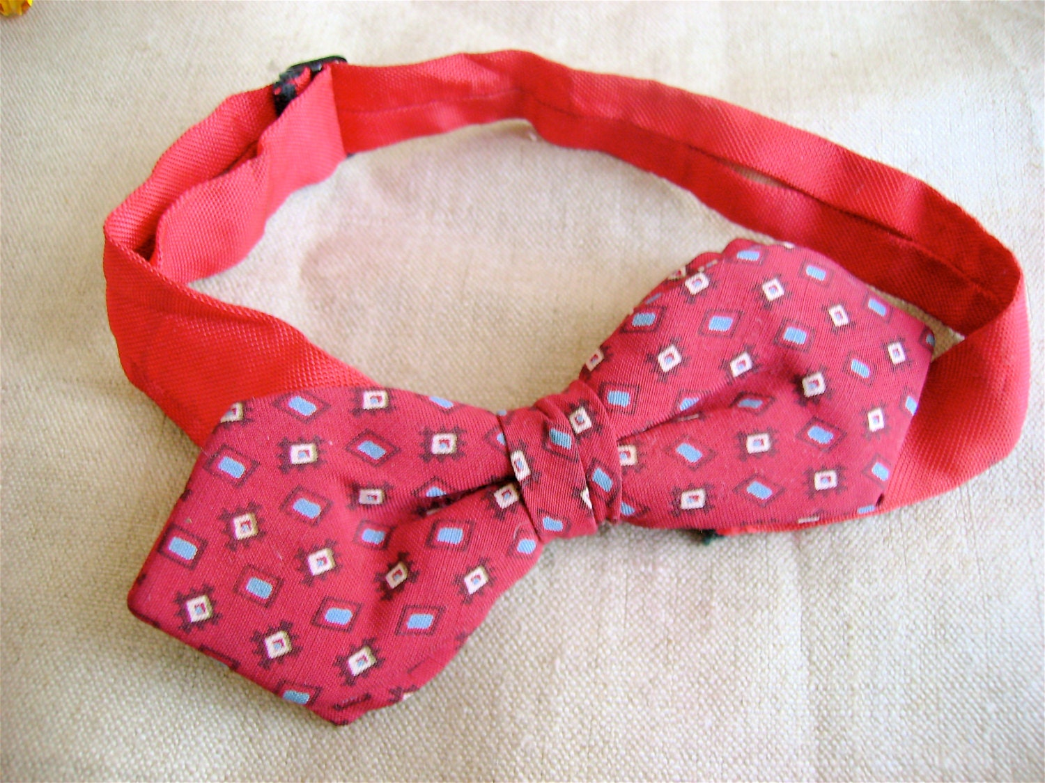 SaLe - vintage cotton bowtie