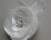 Ivory Gold bridal hair flower wedding accessories clip fascinator feather Lace Organza pearl crystal rhinestone wedding flower