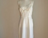 vintage 40s full slip - CLIMBING VINE cream taffeta dress slip / S