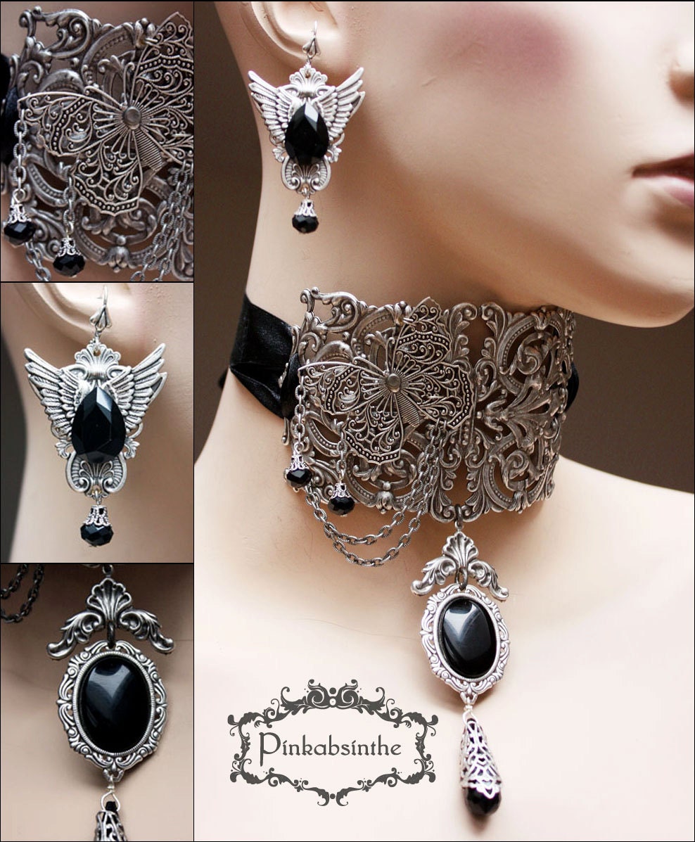 Filigree neck corset and winged earrings III