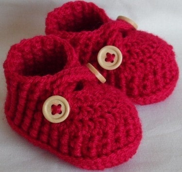 newborn, 0 to 3 months or 3 to 6 months baby booties crochet CHOOSE you SIZE and COLOUR