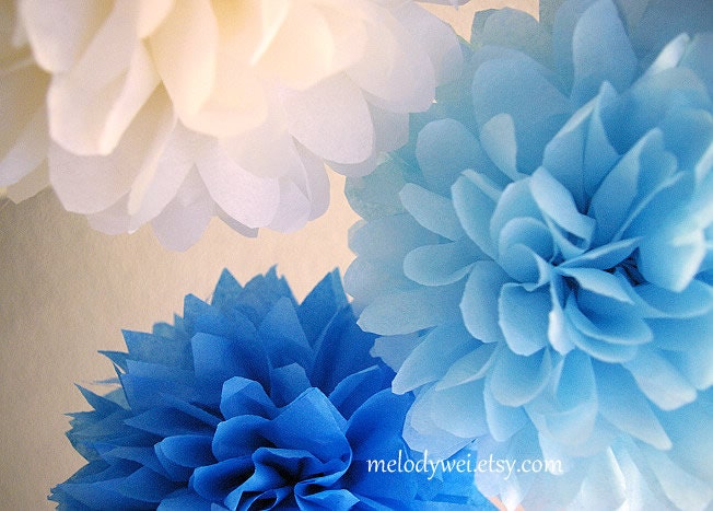 Set of 5 party poms, mixed sizes, choose your colors