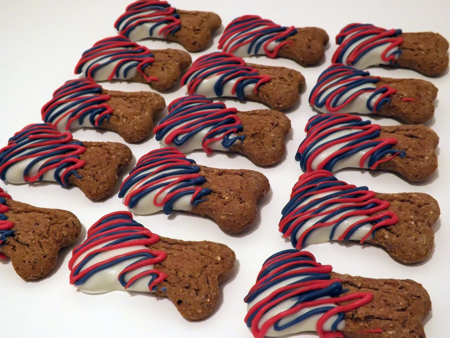 Flag Wheat Free All Natural Dog Treats 1 lb by Muddy Puppys Gourmet Treat Bone Shape Pumpkin Peanuts Yogurt