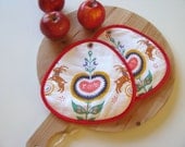 nordic scandinavian kitchen pair of potholders - repurposed - ostat
