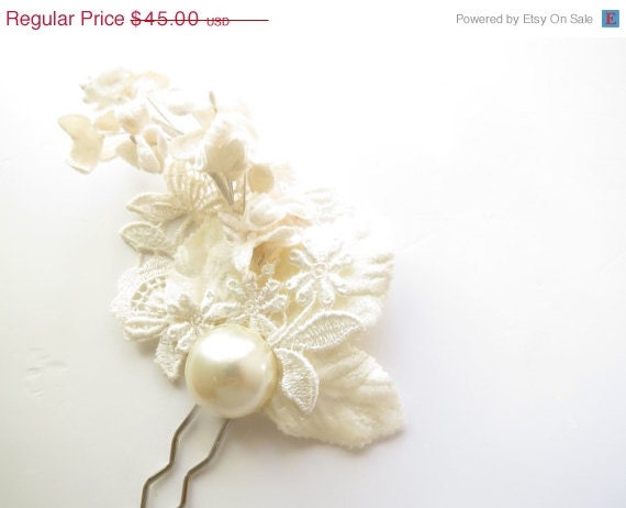 20% OFF Cream Bridal Hair Pin made of Velvet Flowers, Embroidered Flowers and Vintage Appliques
