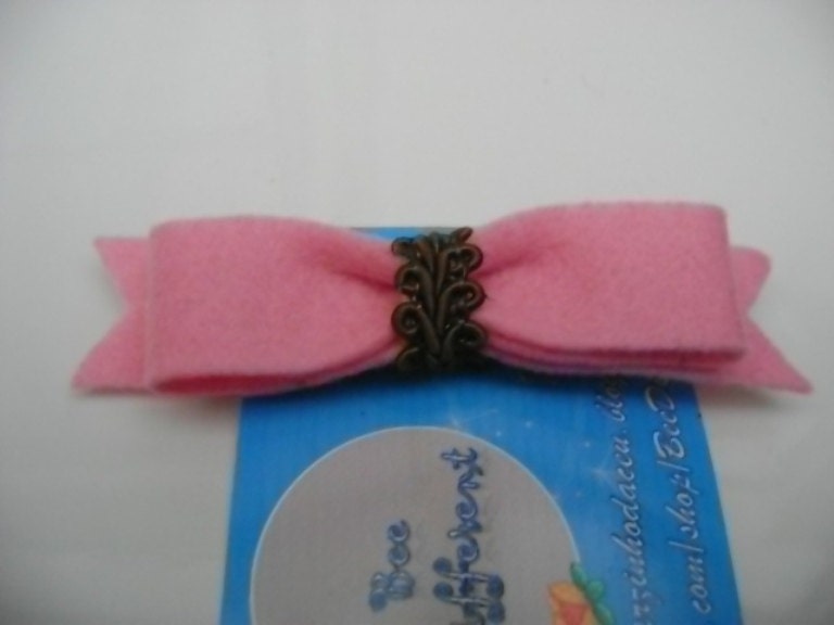 Wool Felt Bow Hair Clip - Pink