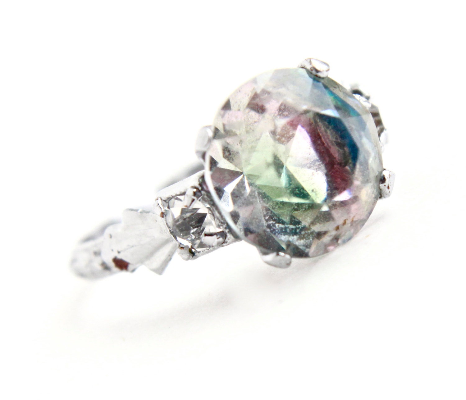 Vintage Silver Tone Rhinestone & Changing Color Filigree Cocktail Ring -  Size 4 1930s Art Deco Costume Jewelry / Green Pink Blue Illusion