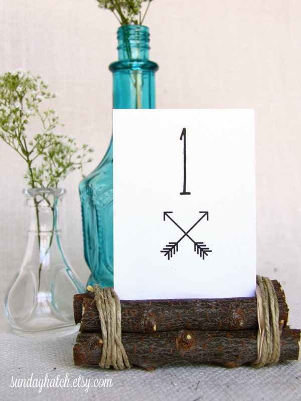 Table Number Cards with Arrows - White -Off-white and Kraft Paper
