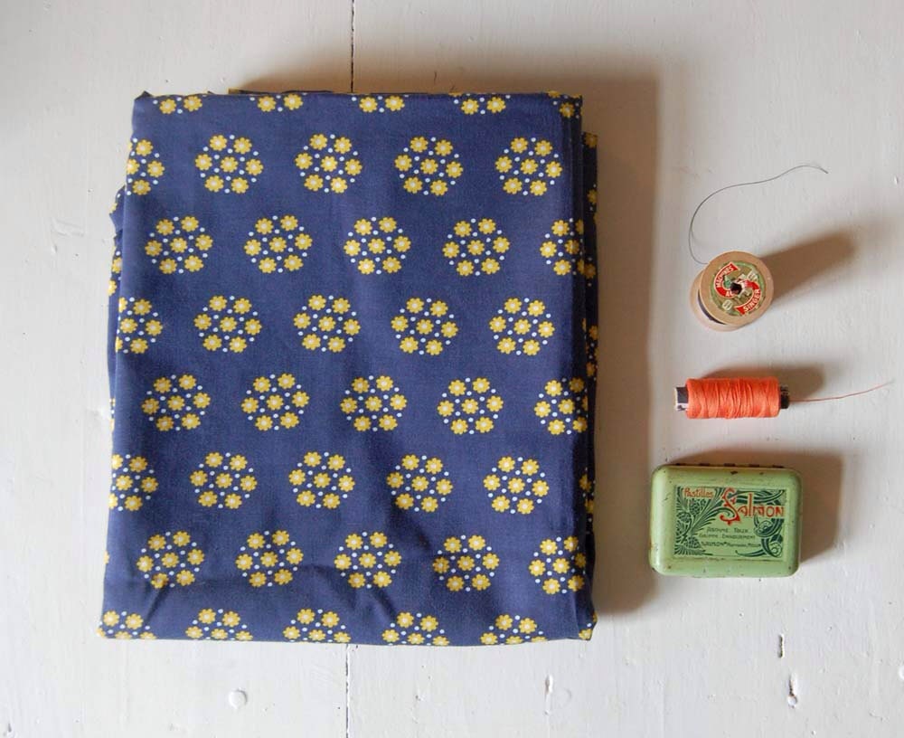 French Vintage Fabric - 1 Yard