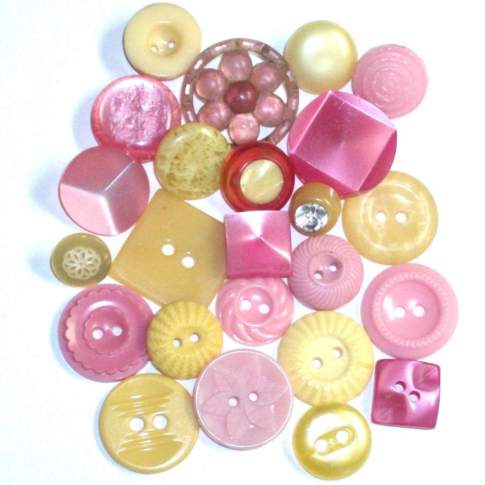 Strawberry Lemonade Vintage Button Lot x24, Pink, Yellow, Rhinestone, etc. -- 0528