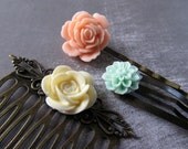 Flower Hair Pins Gift set - Floral comb in vanilla cream and hair pins in mint and pink